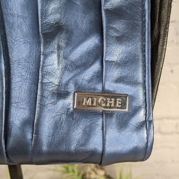 Miche Bag with Metallic Blue Vivian Shell (Standard Classic) - Picture 3 of 13